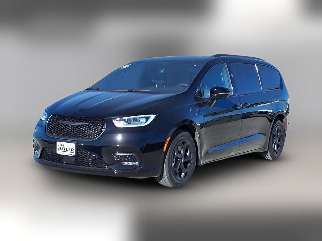 2024 Chrysler Pacifica Hybrid Premium S Appearance Pkg