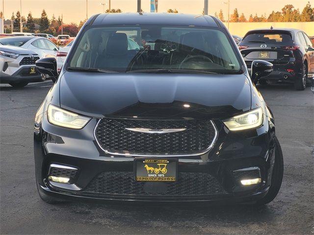 2024 Chrysler Pacifica Hybrid Select