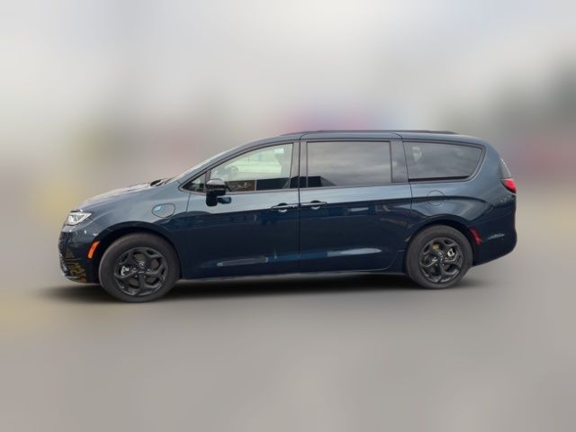 2024 Chrysler Pacifica Hybrid Premium S Appearance Pkg