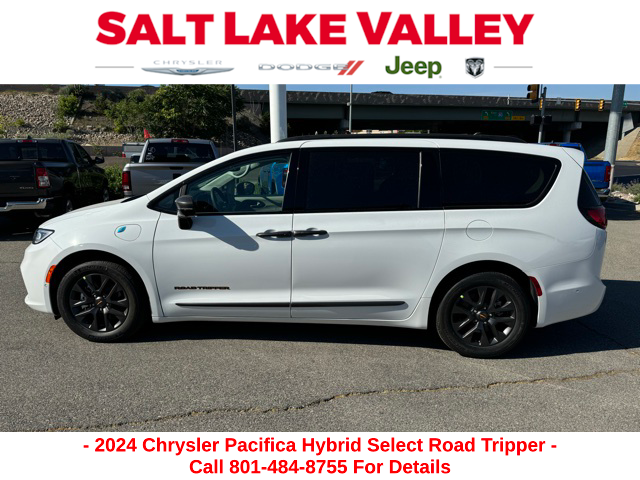 2024 Chrysler Pacifica Hybrid Road Tripper