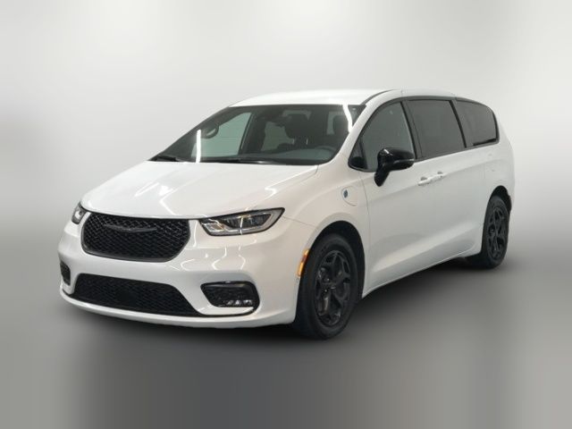 2024 Chrysler Pacifica Hybrid S Appearance Pkg