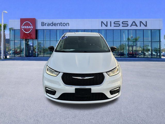 2024 Chrysler Pacifica Hybrid Select