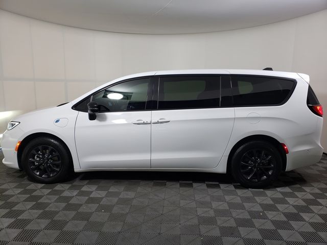 2024 Chrysler Pacifica Hybrid S Appearance Pkg