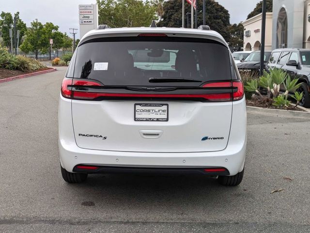 2024 Chrysler Pacifica Hybrid Premium S Appearance Pkg