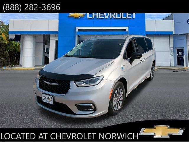 2024 Chrysler Pacifica Hybrid Select