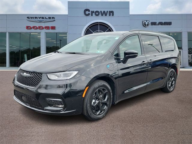 2024 Chrysler Pacifica Hybrid Premium S Appearance Pkg