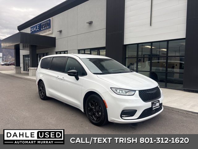2024 Chrysler Pacifica Hybrid S Appearance Pkg