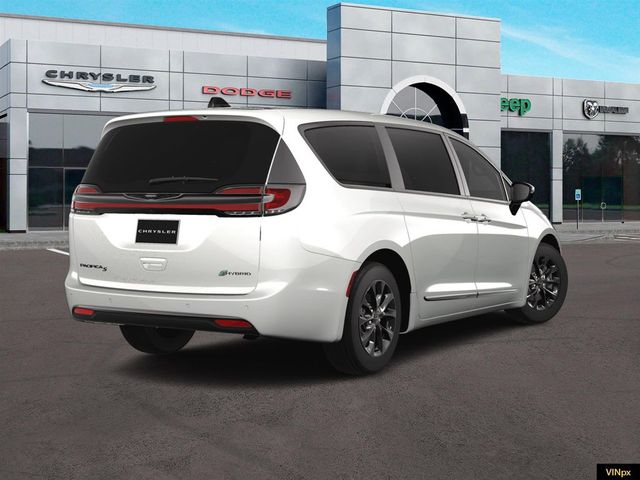 2024 Chrysler Pacifica Hybrid S Appearance Pkg