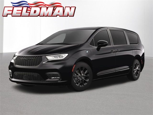 2024 Chrysler Pacifica Hybrid S Appearance Pkg