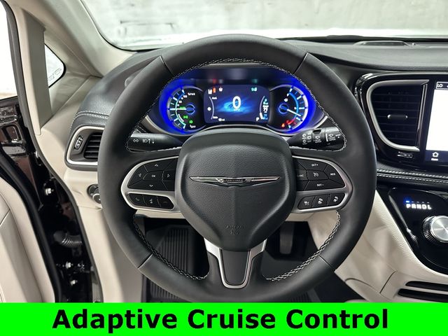 2024 Chrysler Pacifica Hybrid Road Tripper