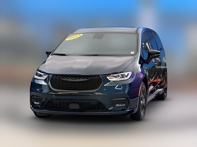 2024 Chrysler Pacifica Hybrid S Appearance Pkg