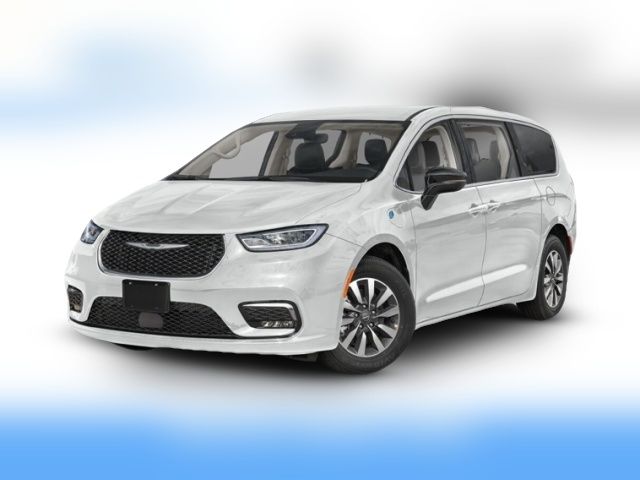 2024 Chrysler Pacifica Hybrid S Appearance Pkg