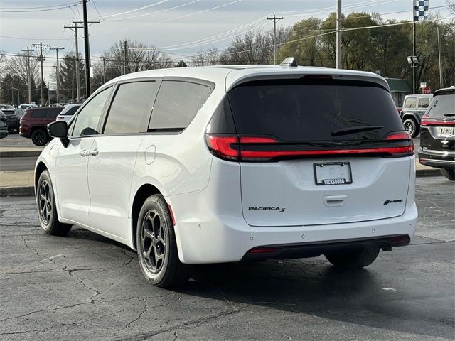 2024 Chrysler Pacifica Hybrid S Appearance Pkg