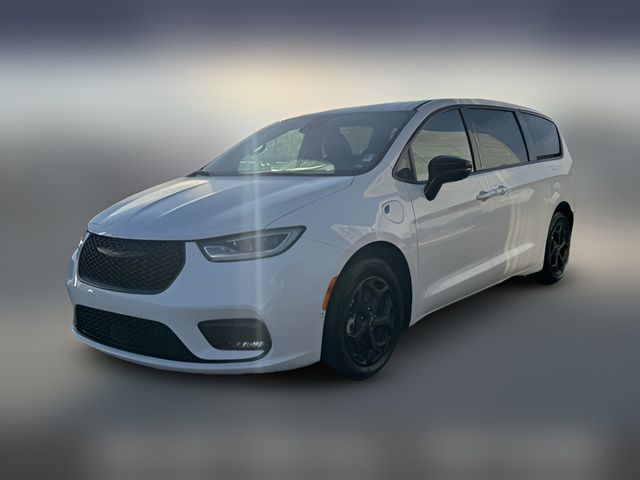2024 Chrysler Pacifica Hybrid S Appearance Pkg