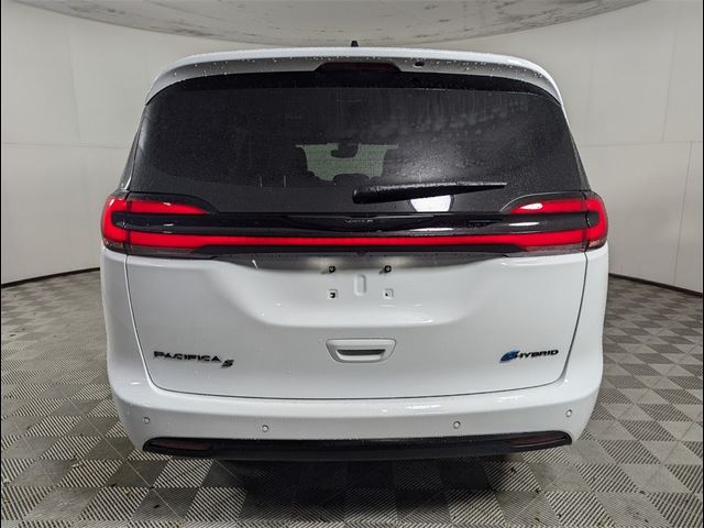 2024 Chrysler Pacifica Hybrid S Appearance Pkg