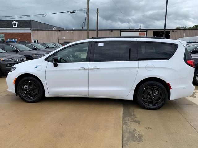 2024 Chrysler Pacifica Hybrid Premium S Appearance Pkg