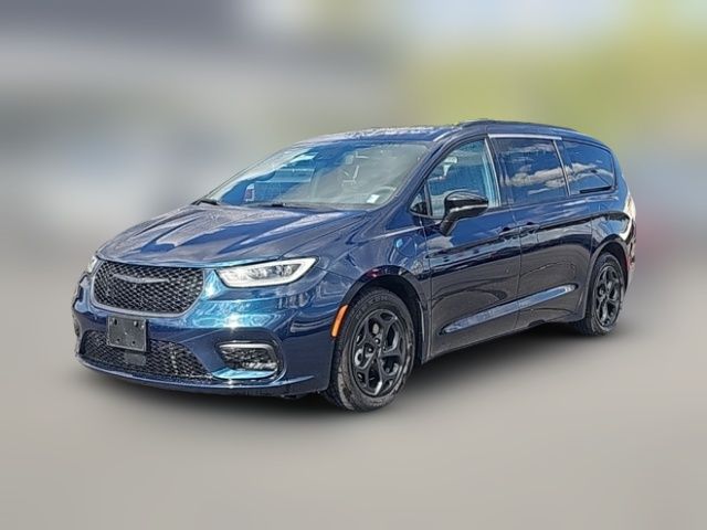 2024 Chrysler Pacifica Hybrid Premium S Appearance Pkg