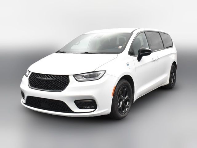 2024 Chrysler Pacifica Hybrid S Appearance Pkg