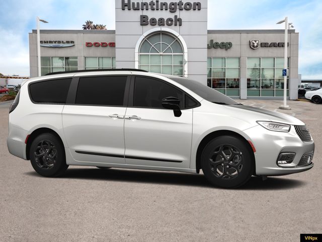 2024 Chrysler Pacifica Hybrid Premium S Appearance Pkg
