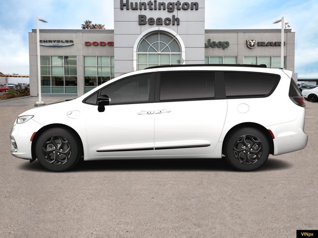 2024 Chrysler Pacifica Hybrid Premium S Appearance Pkg