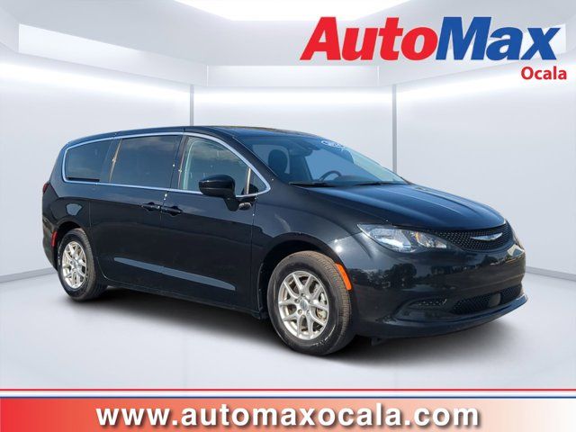 2024 Chrysler Voyager LX