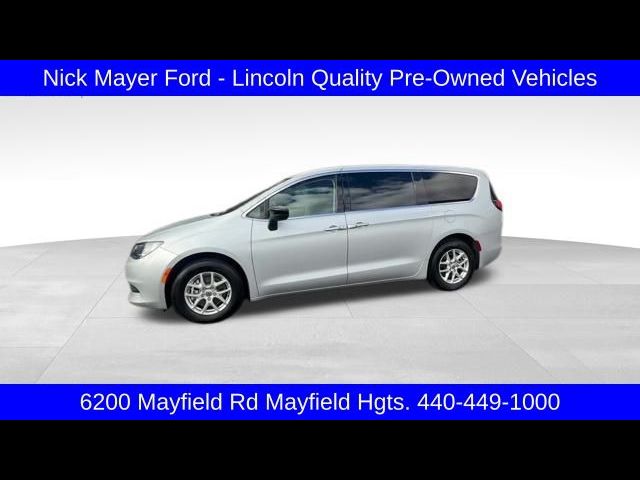 2024 Chrysler Voyager LX