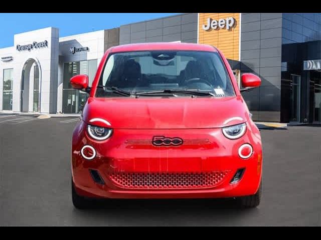 2024 FIAT 500e 