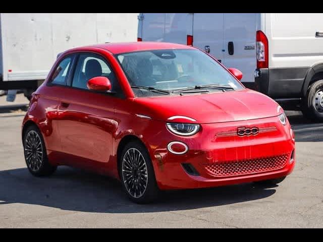 2024 FIAT 500e 