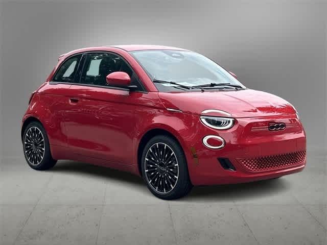 2024 FIAT 500e 