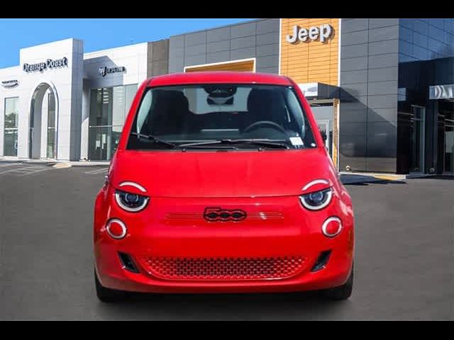 2024 FIAT 500e 