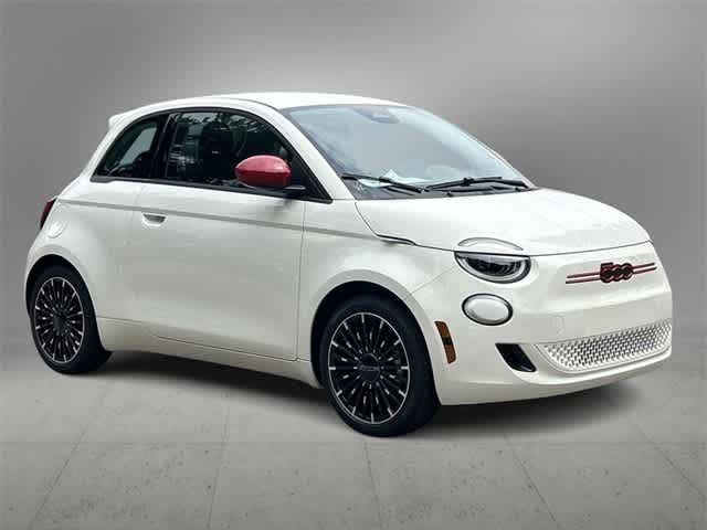 2024 FIAT 500e 