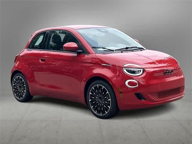 2024 FIAT 500e 