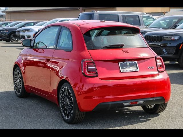 2024 FIAT 500e 