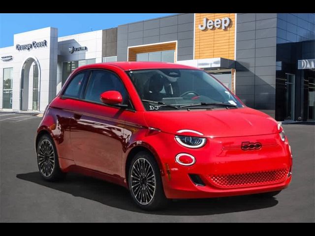 2024 FIAT 500e 