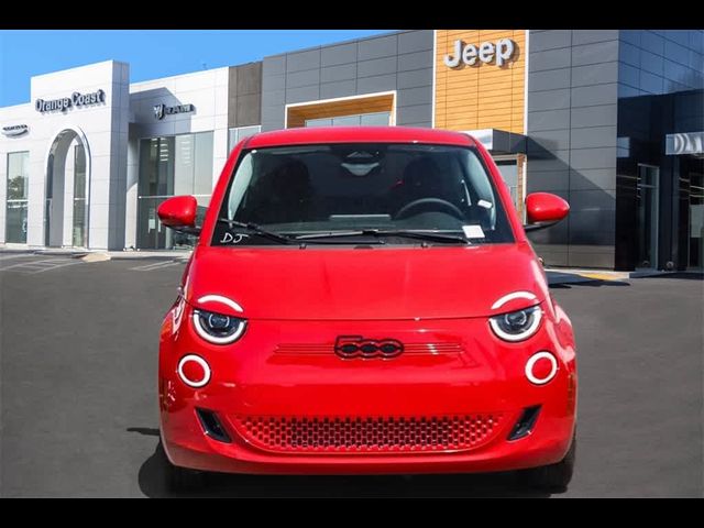 2024 FIAT 500e 