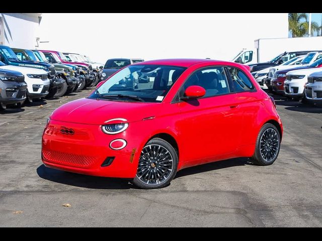 2024 FIAT 500e 