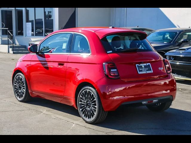 2024 FIAT 500e 