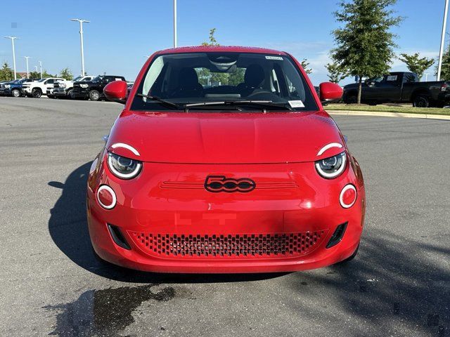 2024 FIAT 500e INSPI(RED)