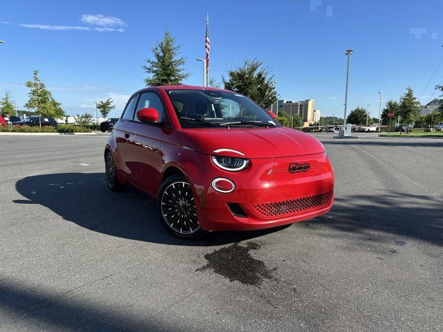 2024 FIAT 500e INSPI(RED)