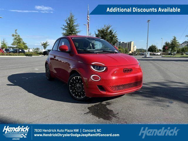 2024 FIAT 500e INSPI(RED)