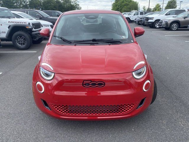 2024 FIAT 500e INSPI(RED)