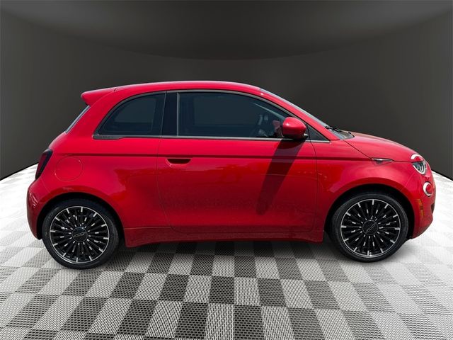 2024 FIAT 500e 