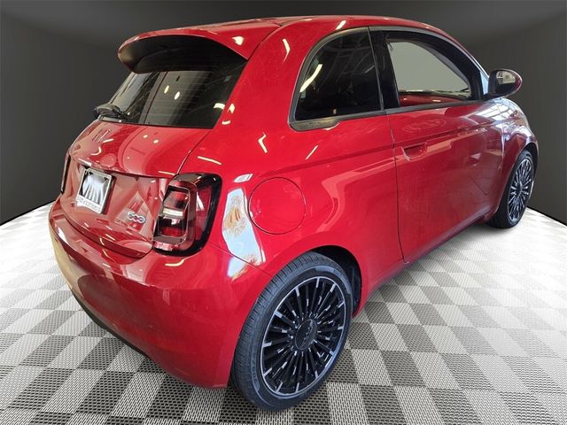 2024 FIAT 500e 