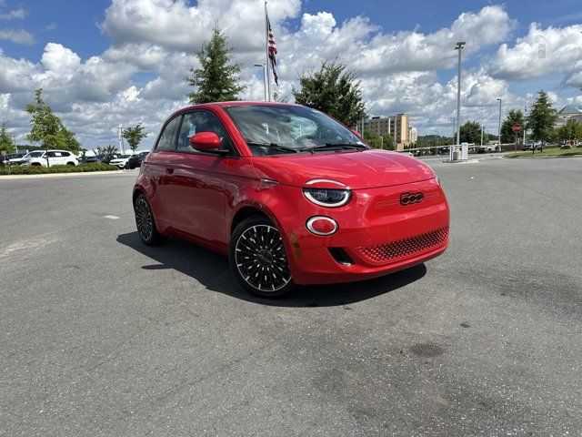 2024 FIAT 500e INSPI(RED)