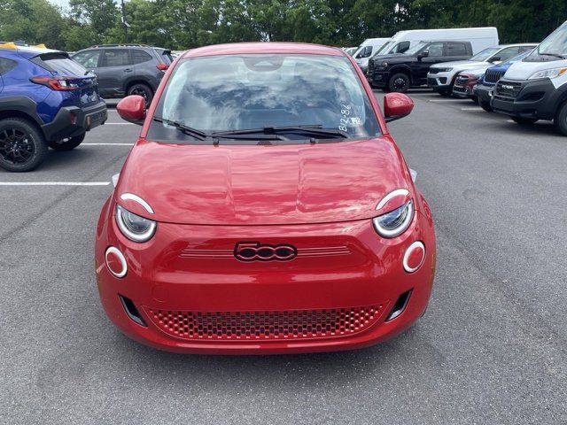 2024 FIAT 500e INSPI(RED)