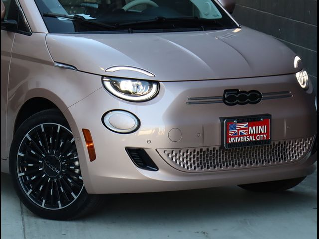 2024 FIAT 500e La Prima