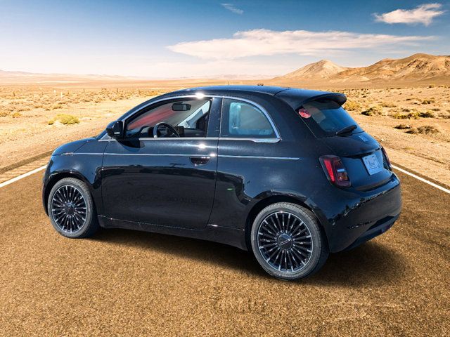 2024 FIAT 500e Music