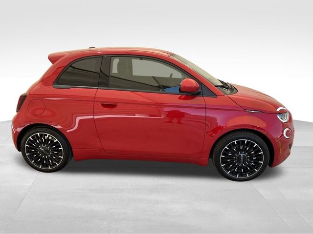 2024 FIAT 500e 