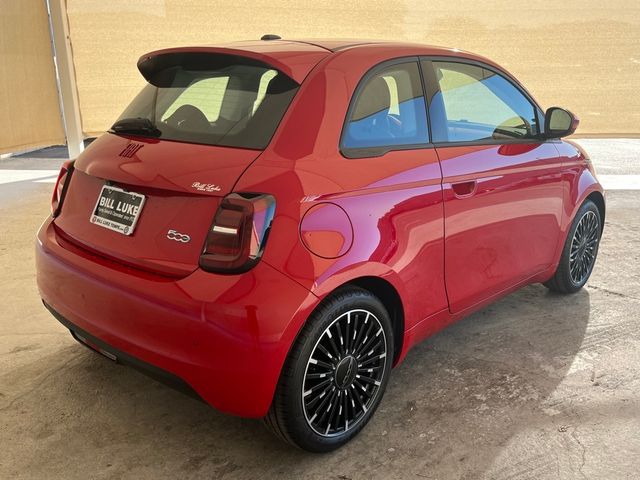 2024 FIAT 500e 