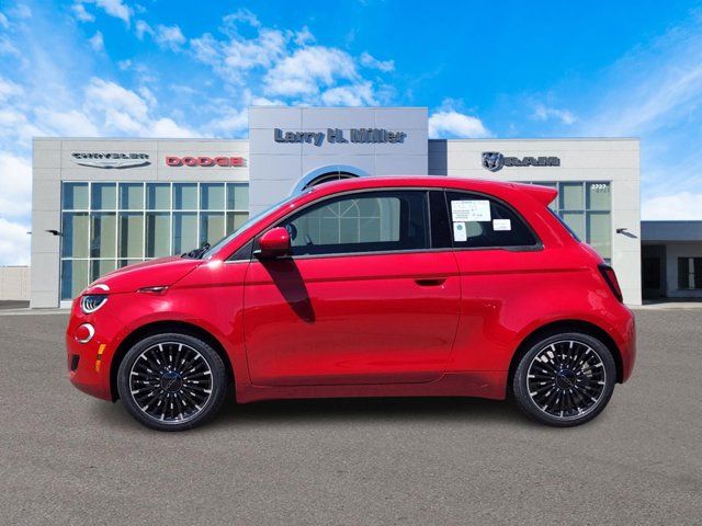 2024 FIAT 500e Beauty